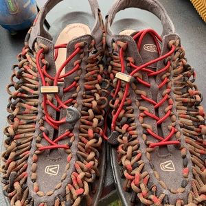 Size 13 men keen sandals